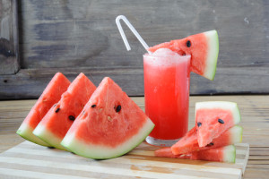 picture of watermelon and a glass of watermelon juice